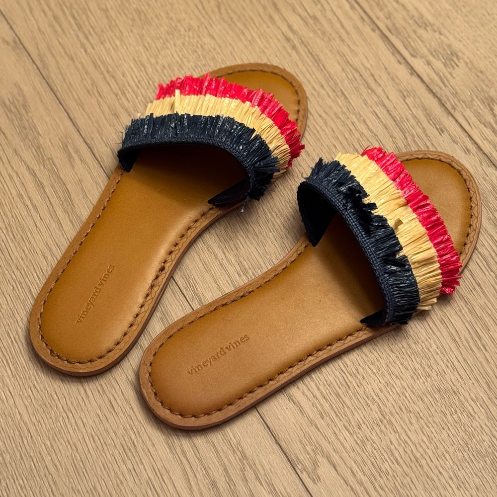Vineyard Vines Raffia Slide | Americana Fringe Sandal